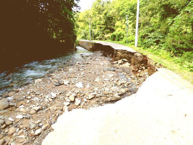 【災害対応】2016年台風10号(岩手)　携帯無線基地局の復旧作業